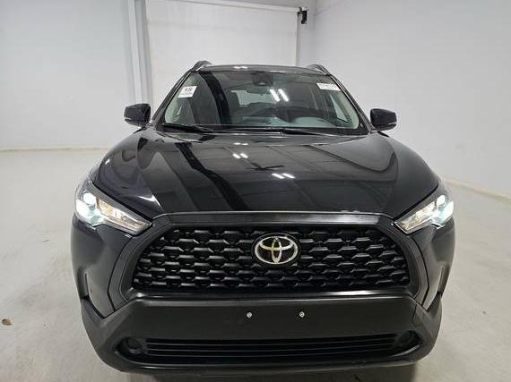 TOYOTA COROLLA CROSS 2022 7MUBAABGXNV020790 image